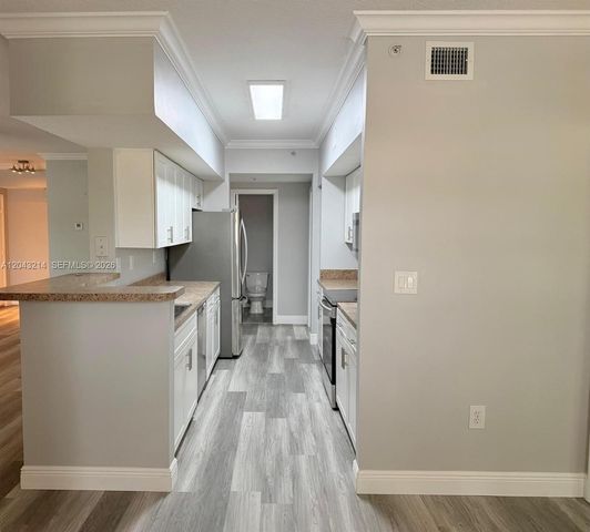 100 SW 117th Terrace 2207, Pembroke Pines, FL 33025