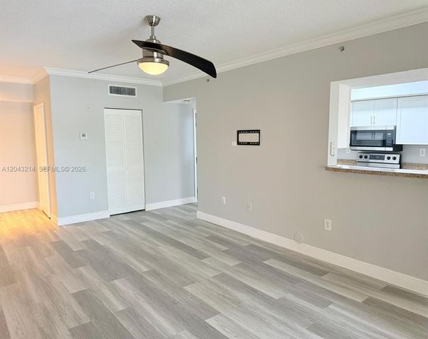 100 SW 117th Terrace 2207, Pembroke Pines, FL 33025
