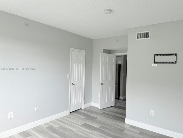 100 SW 117th Terrace 2207, Pembroke Pines, FL 33025