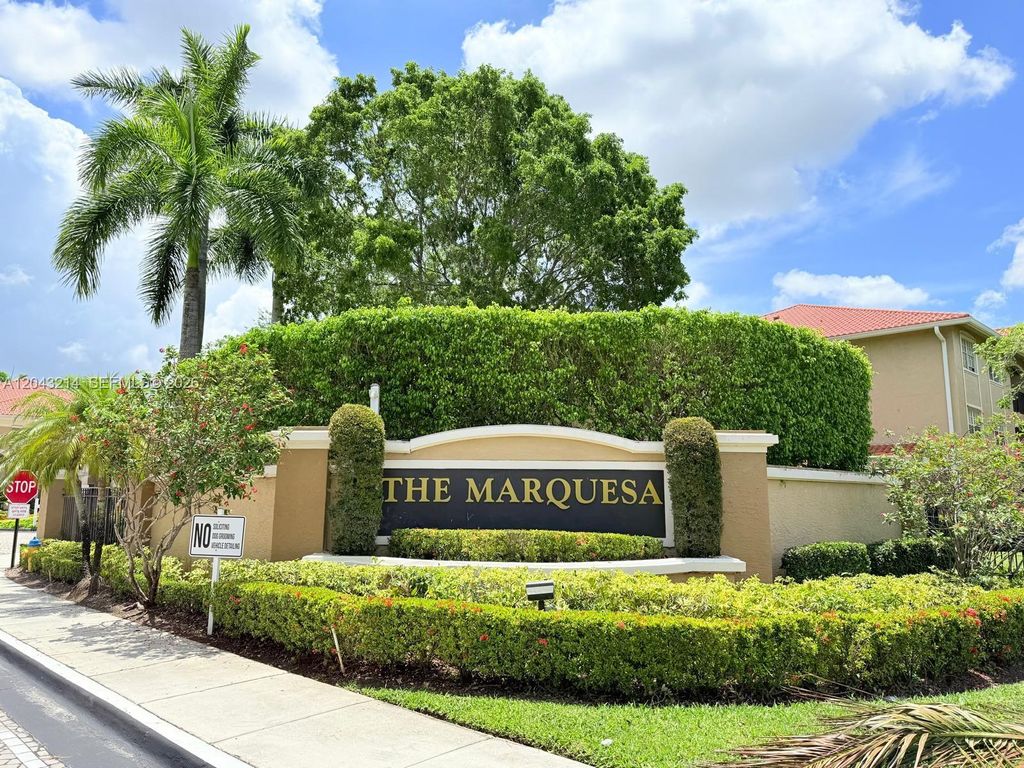 100 SW 117th Terrace 2207, Pembroke Pines, FL 33025