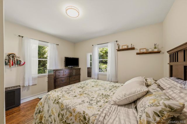 15 Peters Road, Hopewell Junction, NY 12533