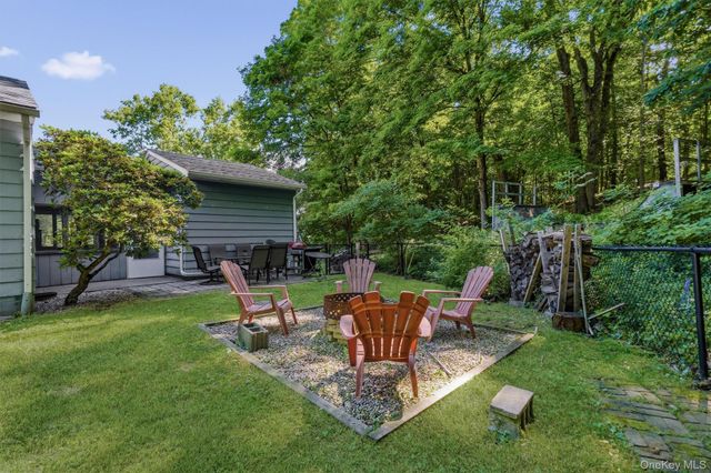 15 Peters Road, Hopewell Junction, NY 12533