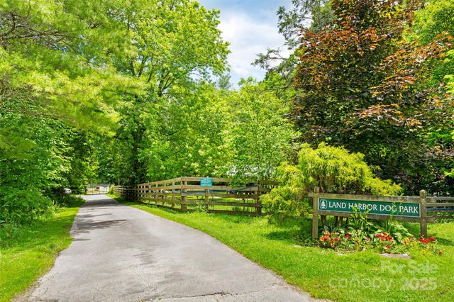 140 Pine View Road 43, Newland, NC 28657