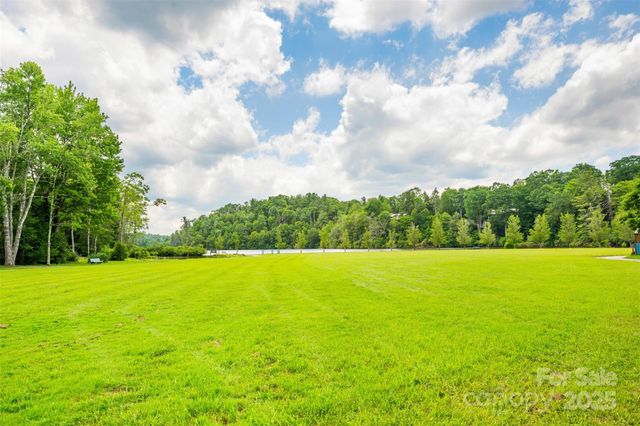 140 Pine View Road 43, Newland, NC 28657