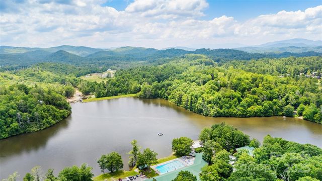 140 Pine View Road 43, Newland, NC 28657