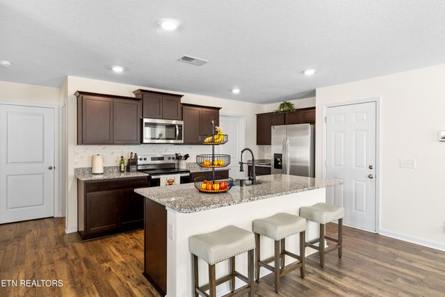 2018 Southwood Circle, Morristown, TN 37813