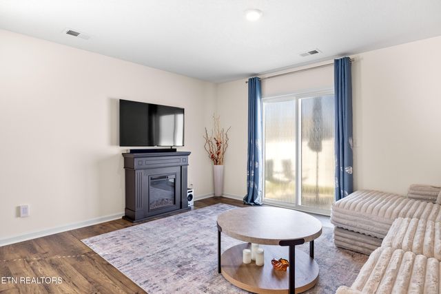 2018 Southwood Circle, Morristown, TN 37813