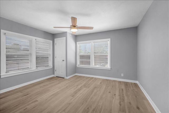 301 Isbell Road, Fort Worth, TX 76114