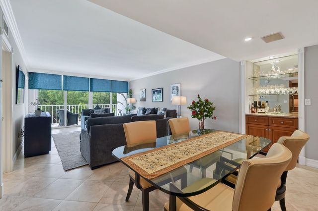2774 S Ocean Boulevard 506, Palm Beach, FL 33480