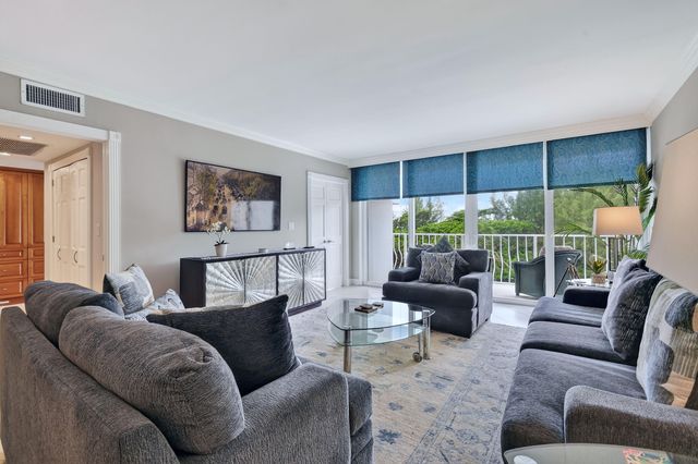 2774 S Ocean Boulevard 506, Palm Beach, FL 33480