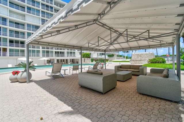 2774 S Ocean Boulevard 506, Palm Beach, FL 33480