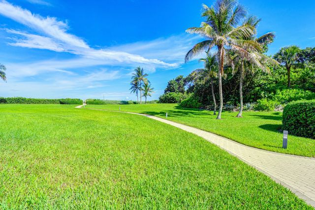 2774 S Ocean Boulevard 506, Palm Beach, FL 33480