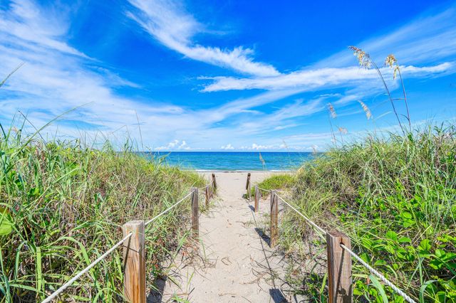 2774 S Ocean Boulevard 506, Palm Beach, FL 33480