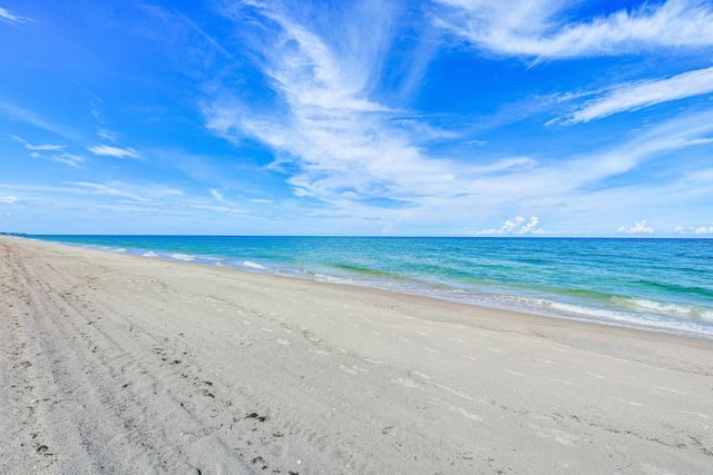 2774 S Ocean Boulevard 506, Palm Beach, FL 33480