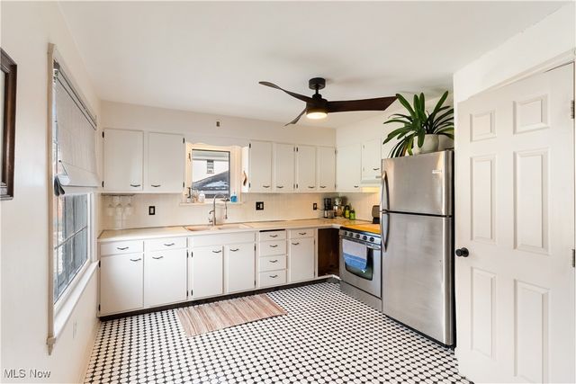 3919 Rush Boulevard, Youngstown, OH 44512