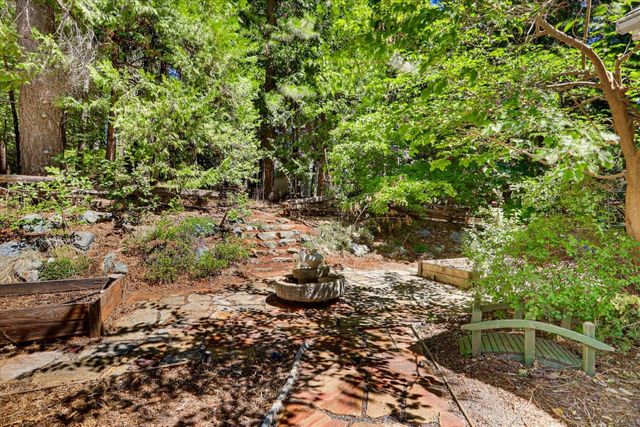 13382 Red Dog Rd, Nevada City, CA 95959