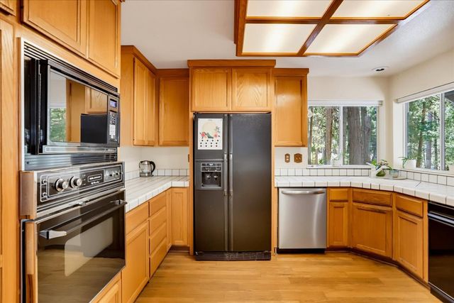 13382 Red Dog Rd, Nevada City, CA 95959