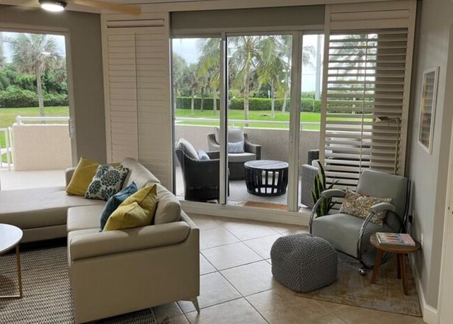 5051 N Highway A1a T-4, Fort Pierce, FL 34949