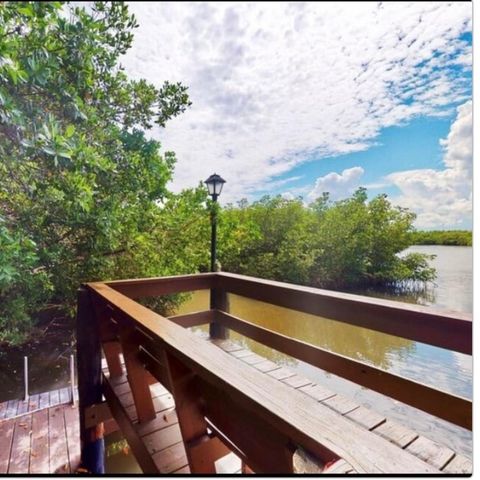 5051 N Highway A1a T-4, Fort Pierce, FL 34949