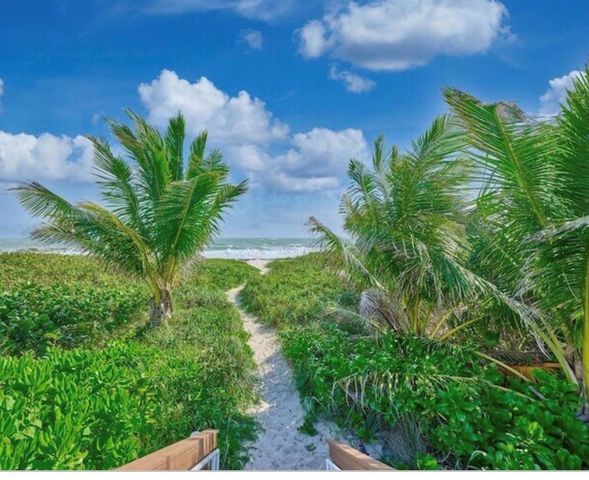 5051 N Highway A1a T-4, Fort Pierce, FL 34949