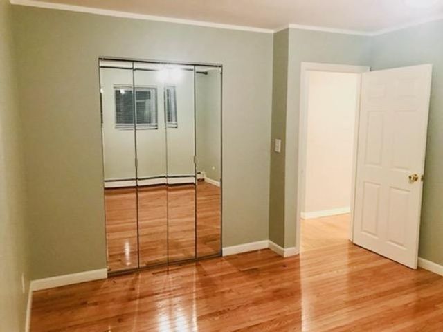 39 Westgate Rd 4, Boston, MA 02467