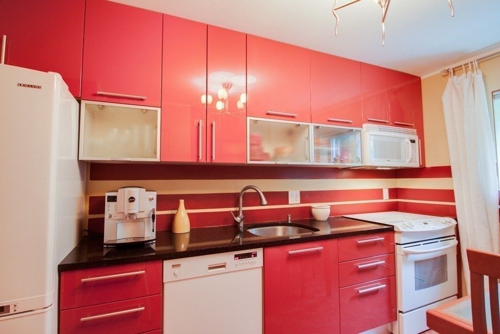 39 Westgate Rd 4, Boston, MA 02467