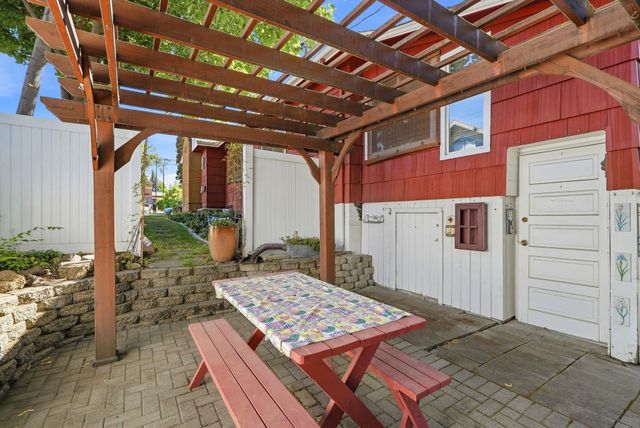 421 E 28th Ave, Spokane, WA 99203