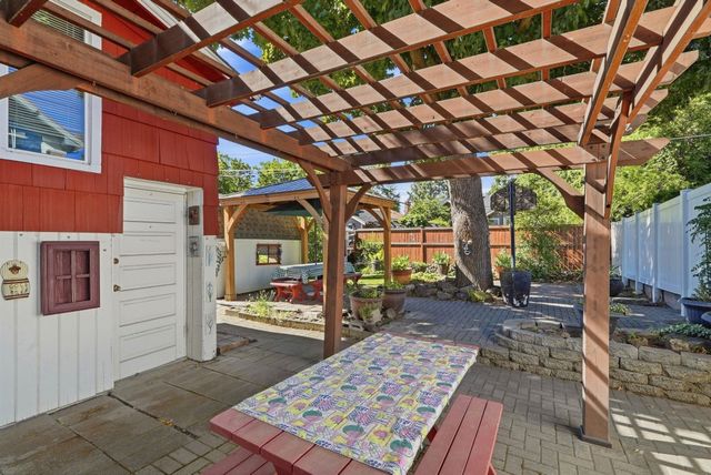 421 E 28th Ave, Spokane, WA 99203