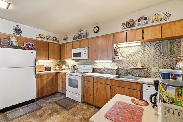 421 E 28th Ave, Spokane, WA 99203