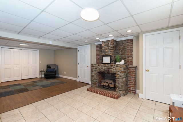 251 Lake Shore Drive, Middlebury, CT 06762