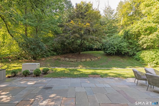 251 Lake Shore Drive, Middlebury, CT 06762