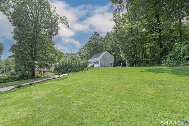 251 Lake Shore Drive, Middlebury, CT 06762