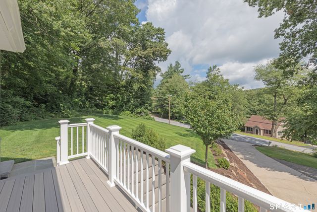 251 Lake Shore Drive, Middlebury, CT 06762
