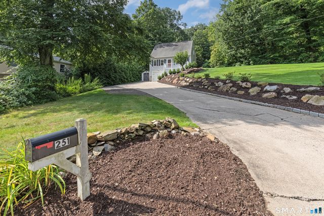 251 Lake Shore Drive, Middlebury, CT 06762