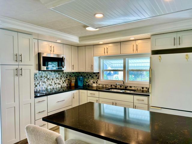 1554 S 33rd Road, Hollywood, FL 33021