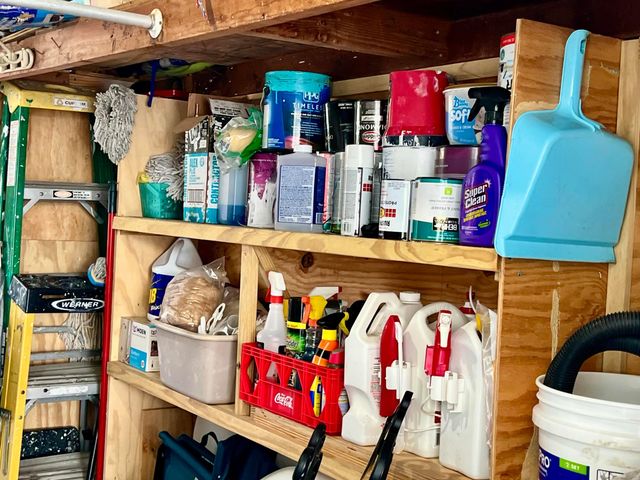 1554 S 33rd Road, Hollywood, FL 33021