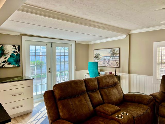 1554 S 33rd Road, Hollywood, FL 33021