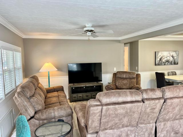 1554 S 33rd Road, Hollywood, FL 33021