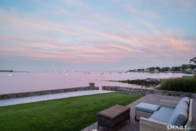 22 Ocean Drive North, Stamford, CT 06902
