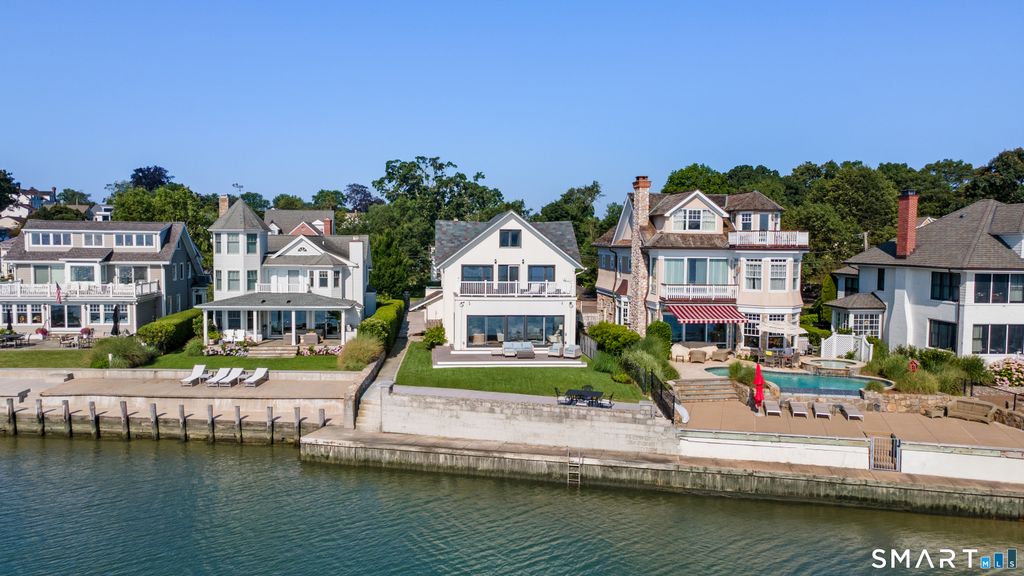 22 Ocean Drive North, Stamford, CT 06902