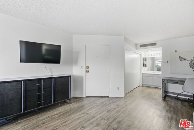 3600 Bagley Avenue 209, Los Angeles, CA 90034