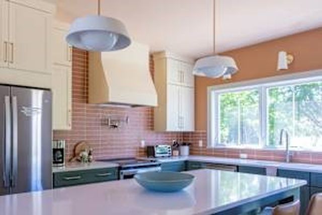 557 Bristol Ferry Road B, Portsmouth, RI 02871