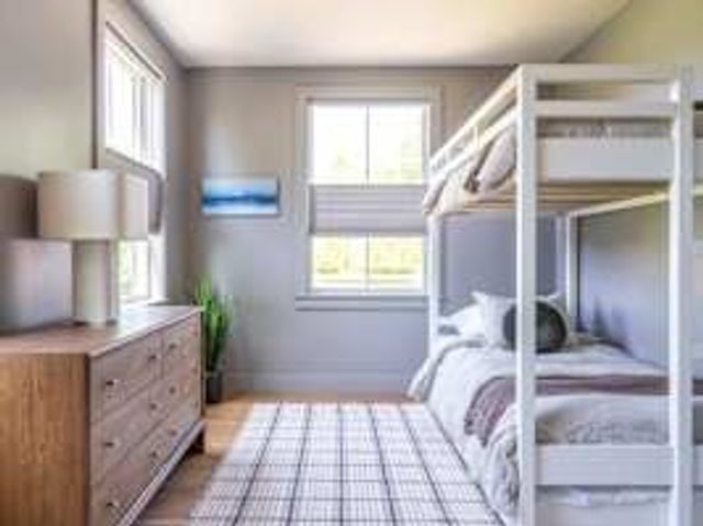 557 Bristol Ferry Road B, Portsmouth, RI 02871