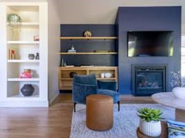 557 Bristol Ferry Road B, Portsmouth, RI 02871