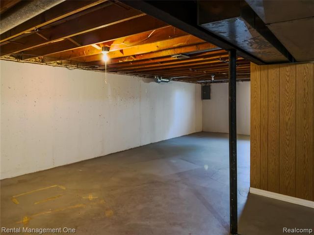11575 Lynhurst Drive, Washington, MI 48094