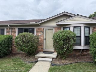 11575 Lynhurst Drive, Washington, MI 48094