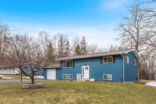 443 Ernest Street, Green Lake, WI 54941