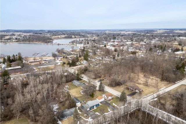 443 Ernest Street, Green Lake, WI 54941