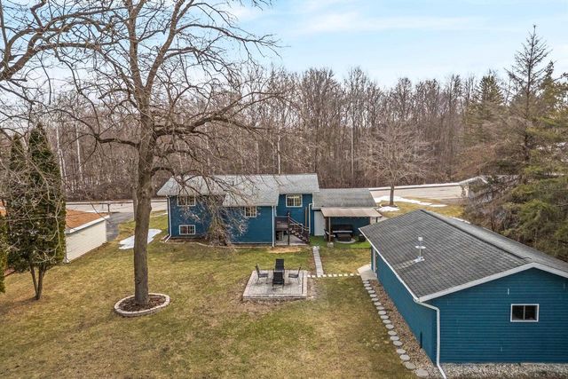443 Ernest Street, Green Lake, WI 54941