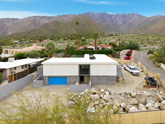 775 W Cabrillo Road, Palm Springs, CA 92262